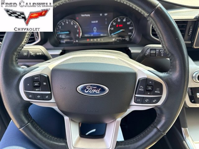 Used 2023 Ford Explorer XLT w/ Equipment Group 202A AWD/4WD image 12