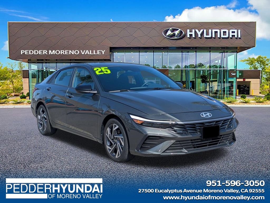 Certified 2025 Hyundai Elantra Sport image 1