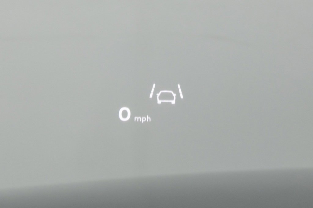 Used 2025 Bentley Flying Spur Plug-In Hybrid image 22