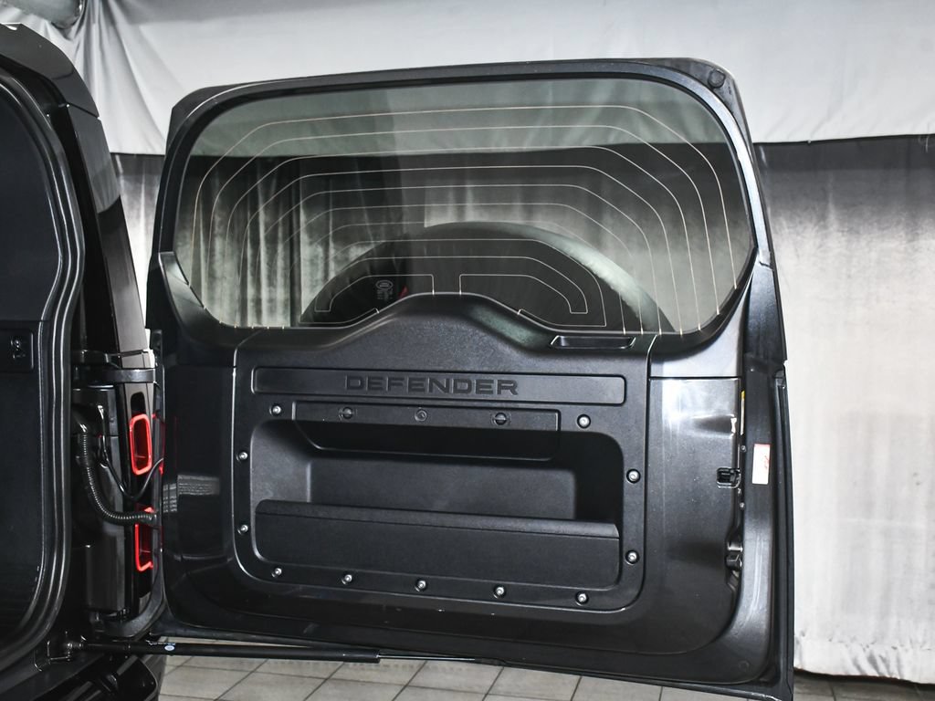 Used 2023 Land Rover Defender 90 X-Dynamic SE AWD/4WD image 65