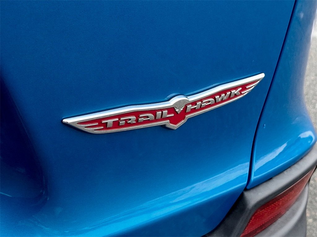 Used 2020 Jeep Cherokee Trailhawk w/ Comfort/Convenience Group image 30