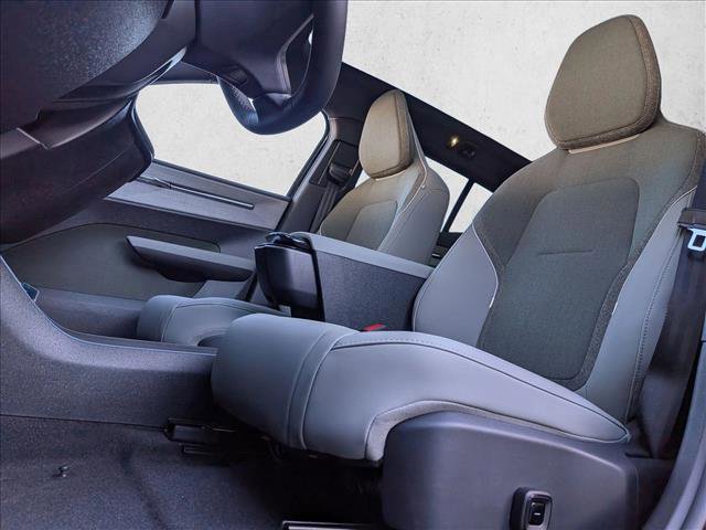 New 2026 Volvo EX30 Ultra w/ Protection Package Premier image 4
