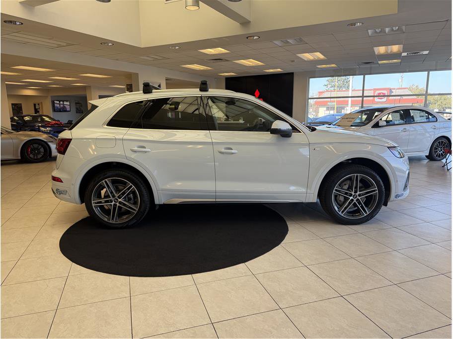 Used 2021 Audi Q5 e Prestige w/ Prestige Package image 4