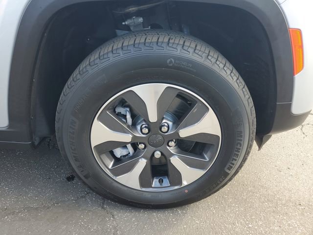 Used 2022 Jeep Grand Cherokee Limited 4xe image 6