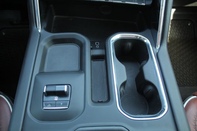 Certified 2025 GMC Sierra 2500 Denali Ultimate AWD/4WD image 34