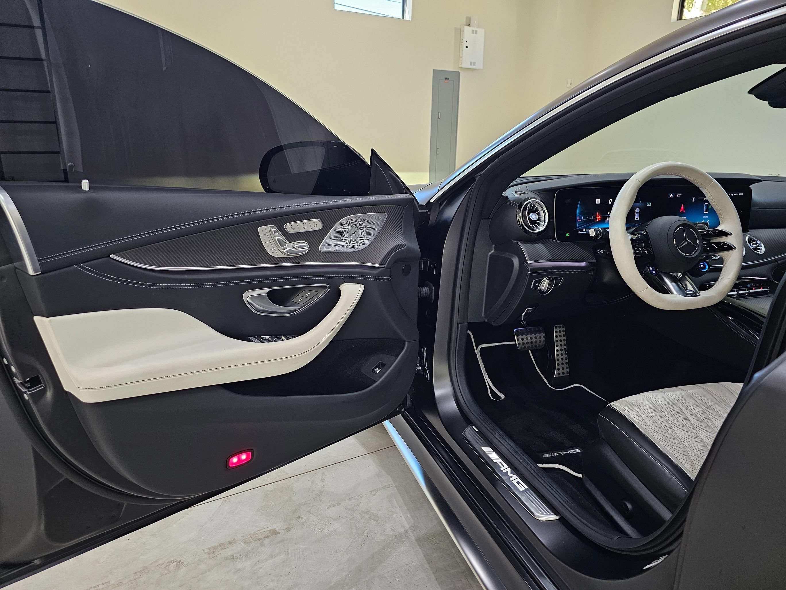 Used 2026 Mercedes-Benz AMG GT 63 image 26