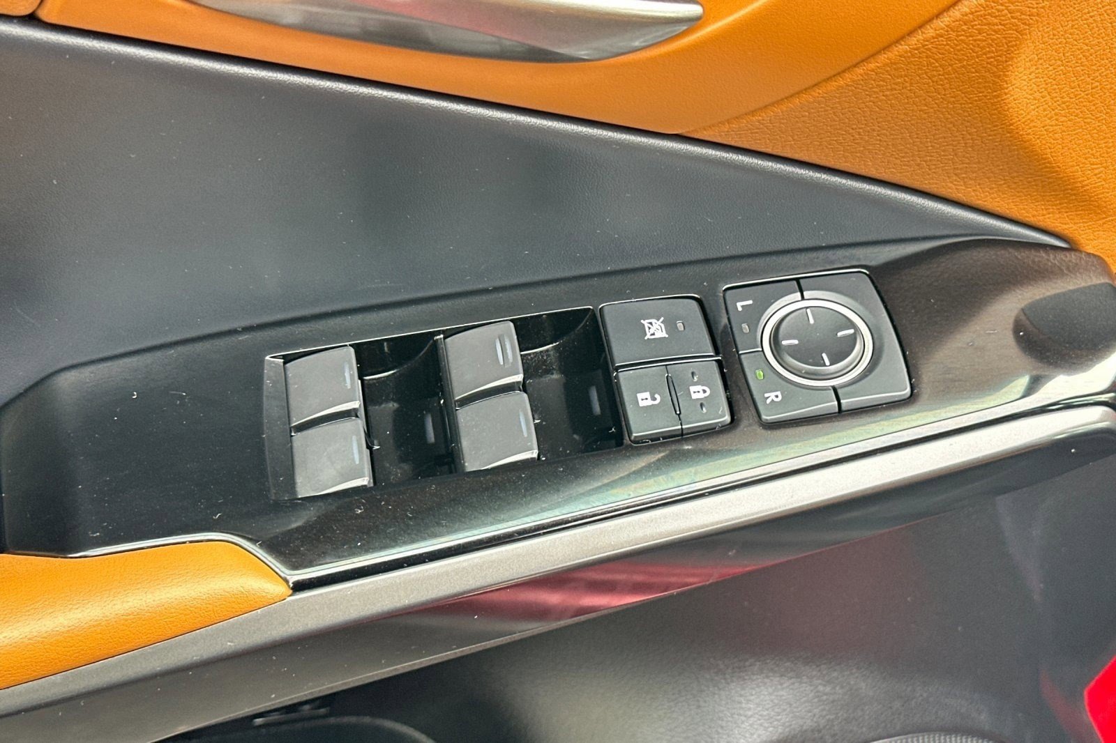 Used 2021 Lexus IS 300 w/ Comfort Package image 13