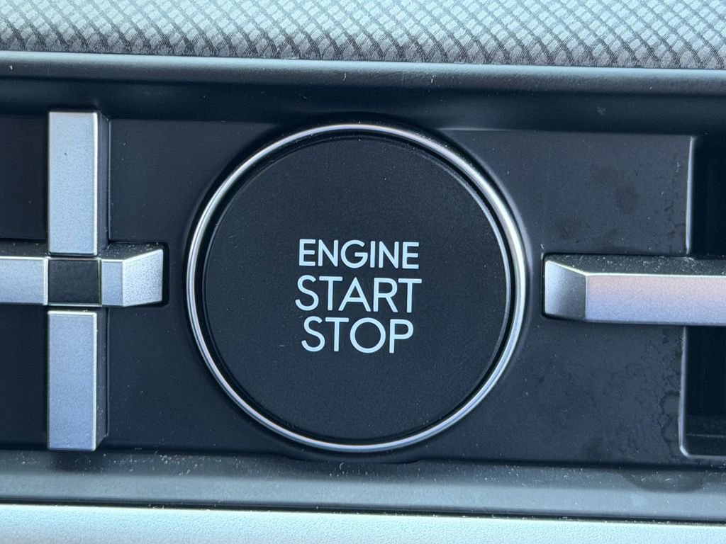 Used 2025 Hyundai Santa Fe SEL image 22