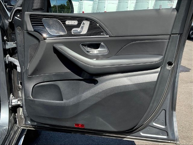 Certified 2024 Mercedes-Benz GLE 53 AMG 4MATIC image 30