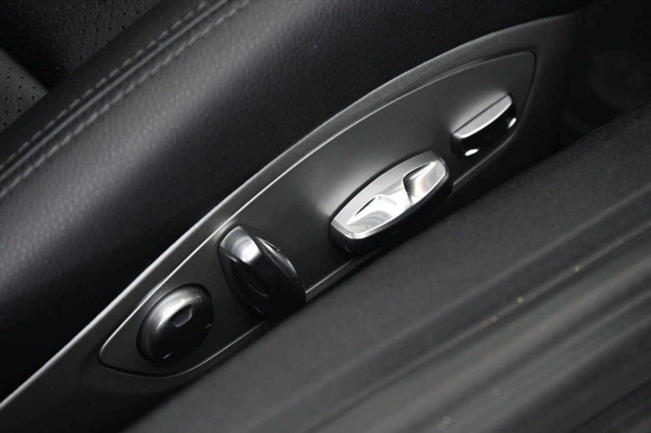 Used 2016 Porsche Cayman image 23