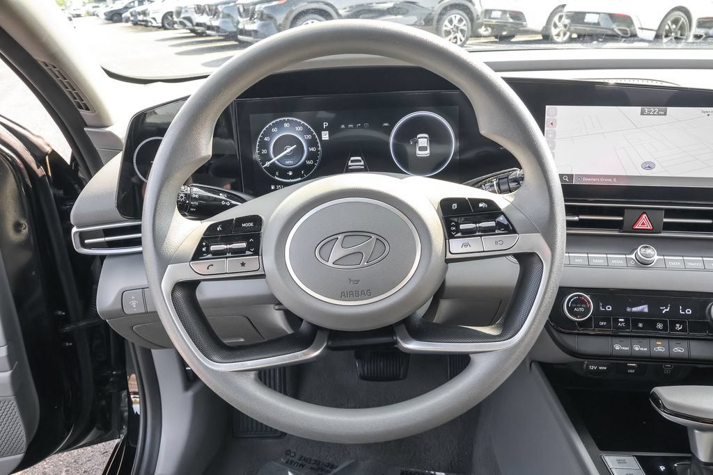 Certified 2024 Hyundai Elantra SEL FWD image 19