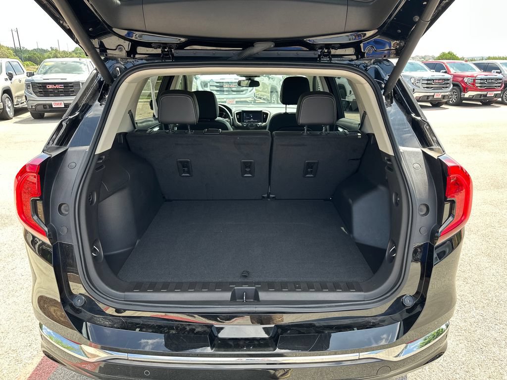 Certified 2024 GMC Terrain Denali w/ Black Diamond Edition AWD/4WD image 43
