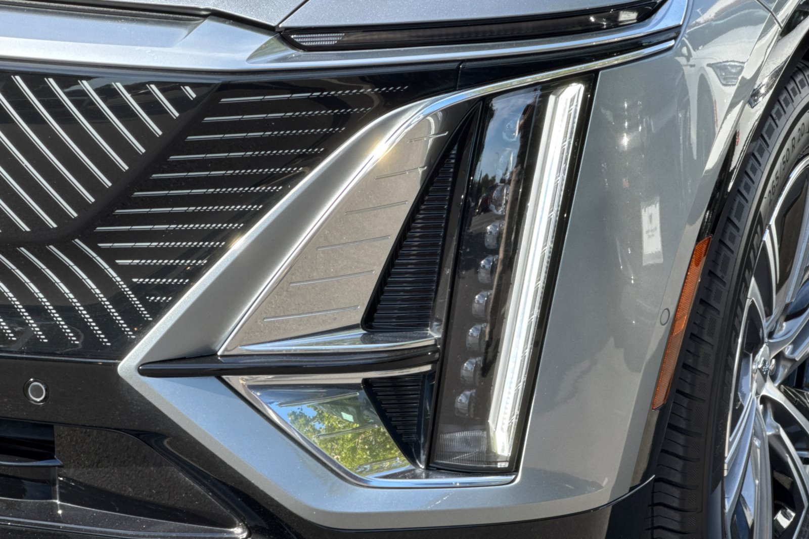 Used 2024 Cadillac Lyriq Luxury RWD image 51