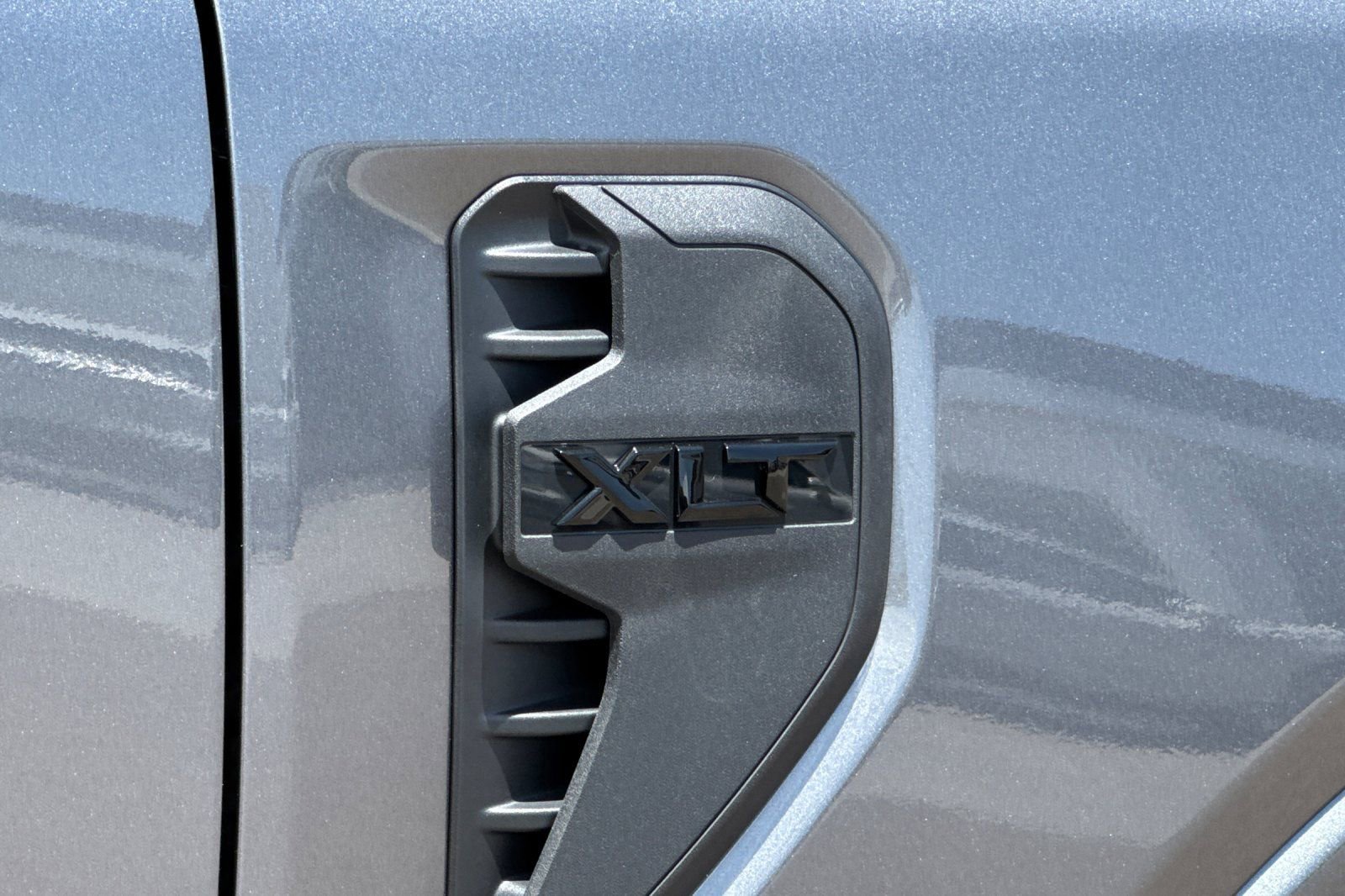 New 2025 Ford Ranger XLT w/ Black Appearance Package image 24