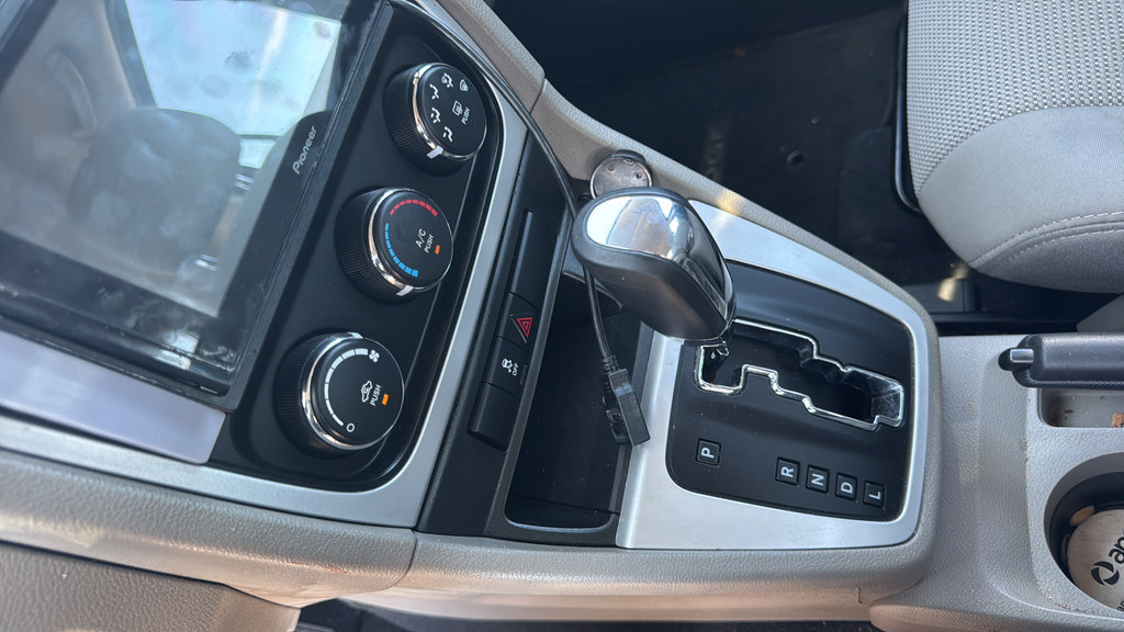 Used 2012 Dodge Caliber SXT FWD image 23