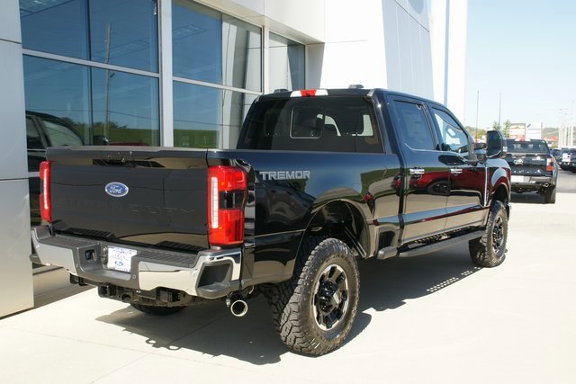 New 2026 Ford F250 Lariat image 3