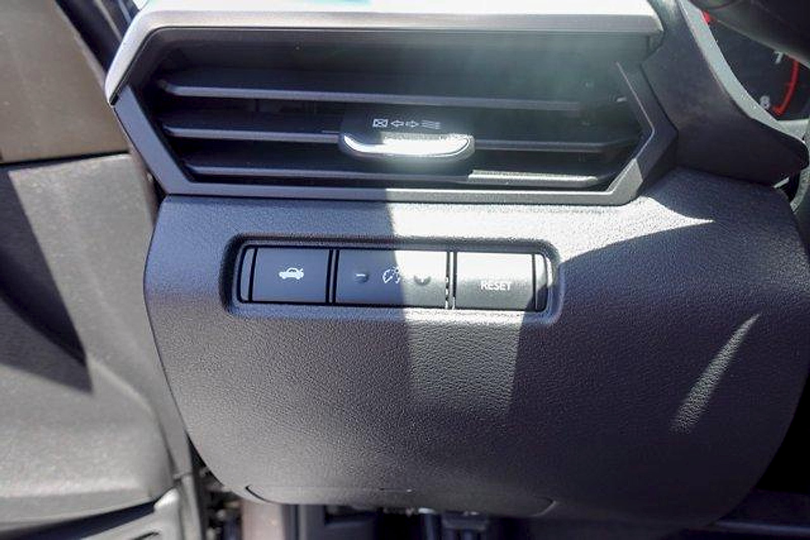 Used 2021 Nissan Altima 2.5 S FWD image 13