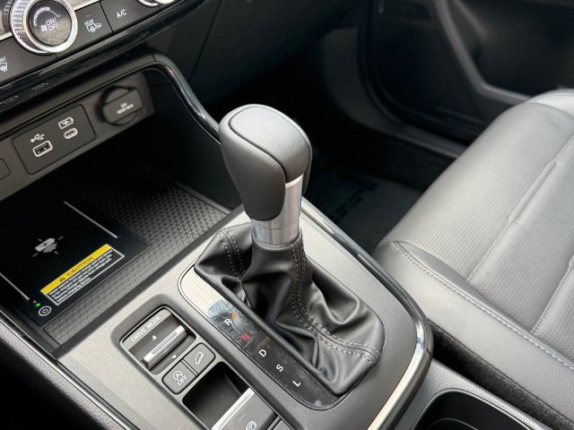 Used 2025 Honda CR-V EX-L image 29