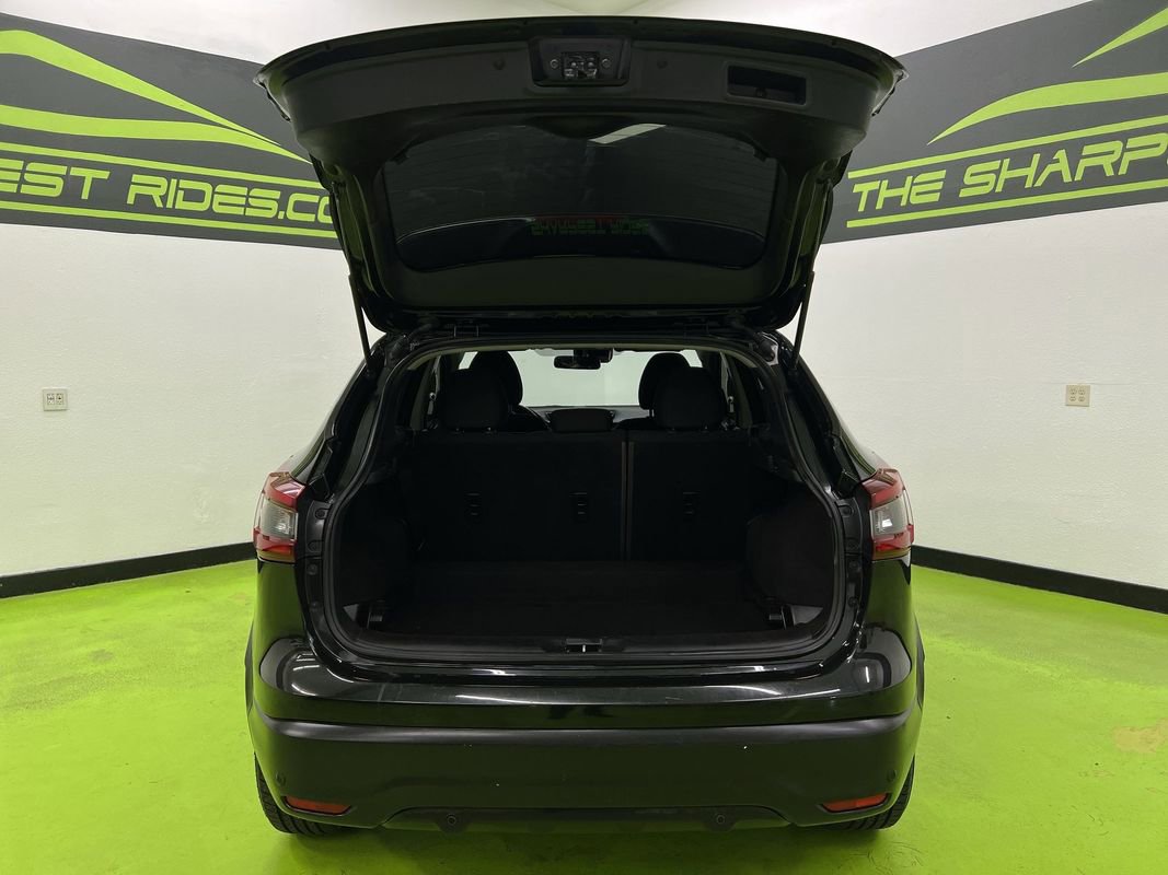 Used 2020 Nissan Rogue Sport S FWD image 9