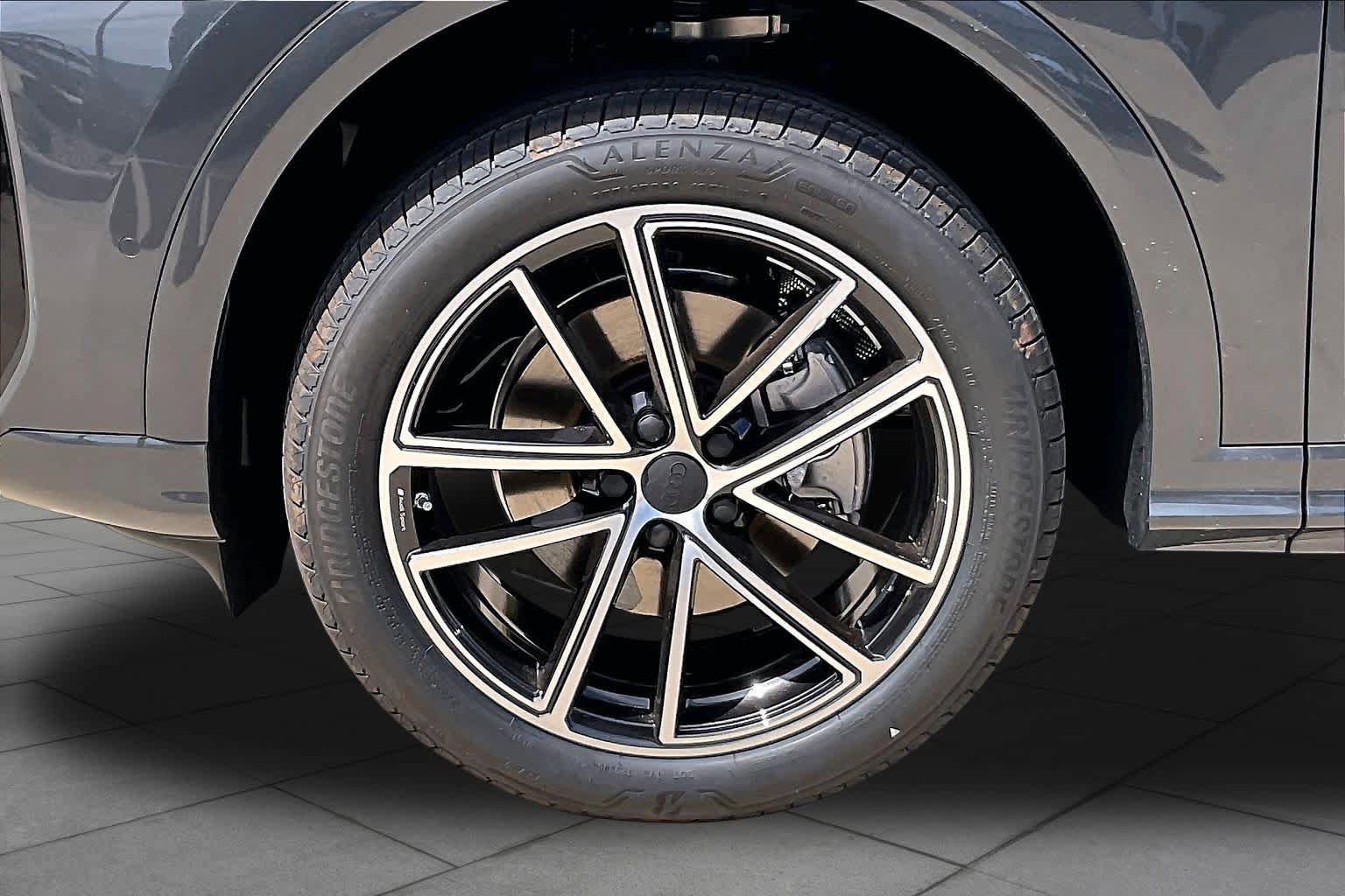 New 2026 Audi Q5 Premium Plus AWD/4WD image 11