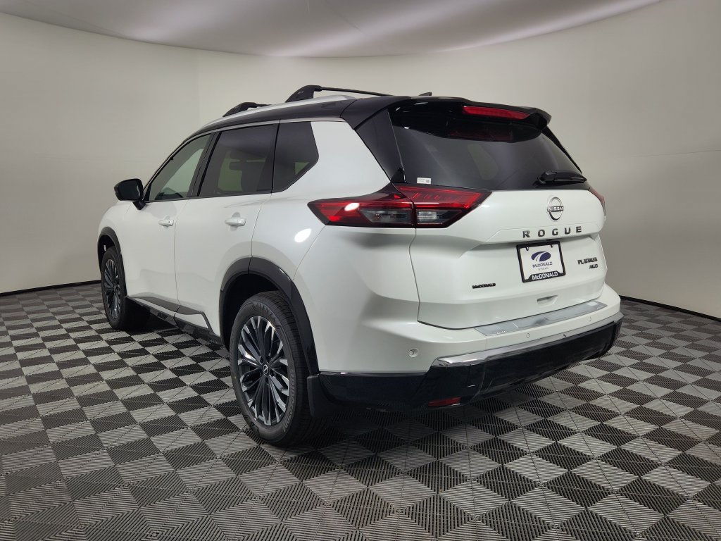 New 2026 Nissan Rogue Platinum AWD/4WD image 3