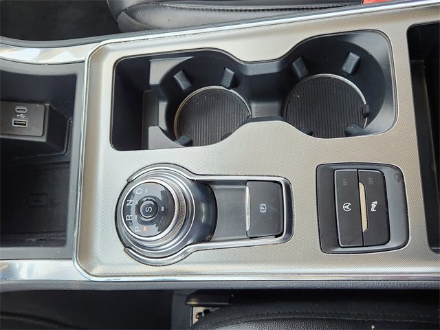 Used 2022 Ford Edge Titanium image 23