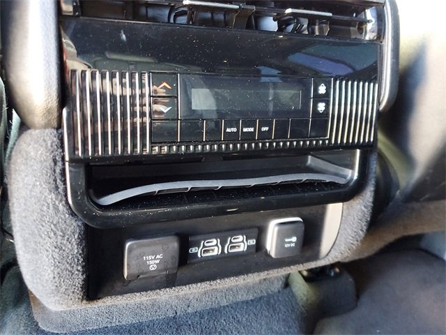 Used 2022 Jeep Wagoneer Series II image 12