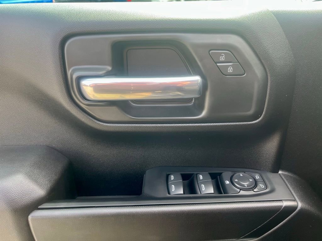 Certified 2024 GMC Sierra 1500 Pro w/ Graphite Edition AWD/4WD image 9