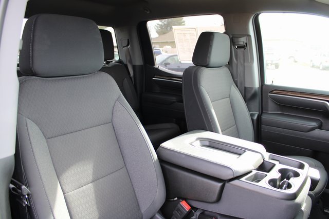 Used 2025 Chevrolet Silverado 1500 LT image 19