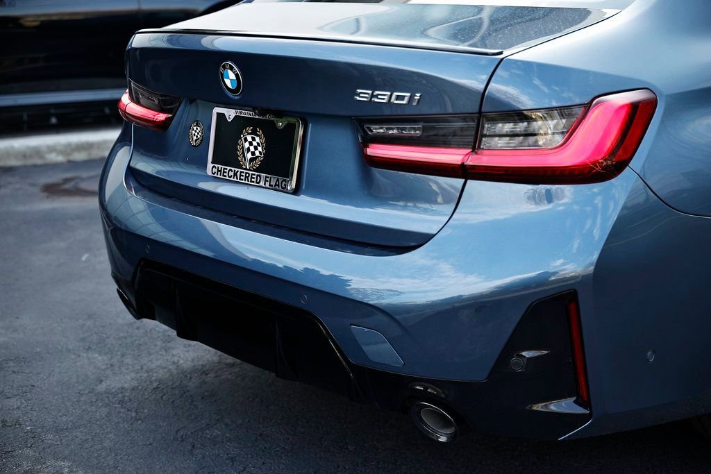 New 2026 BMW 330i Sedan w/ M Sport Package image 9