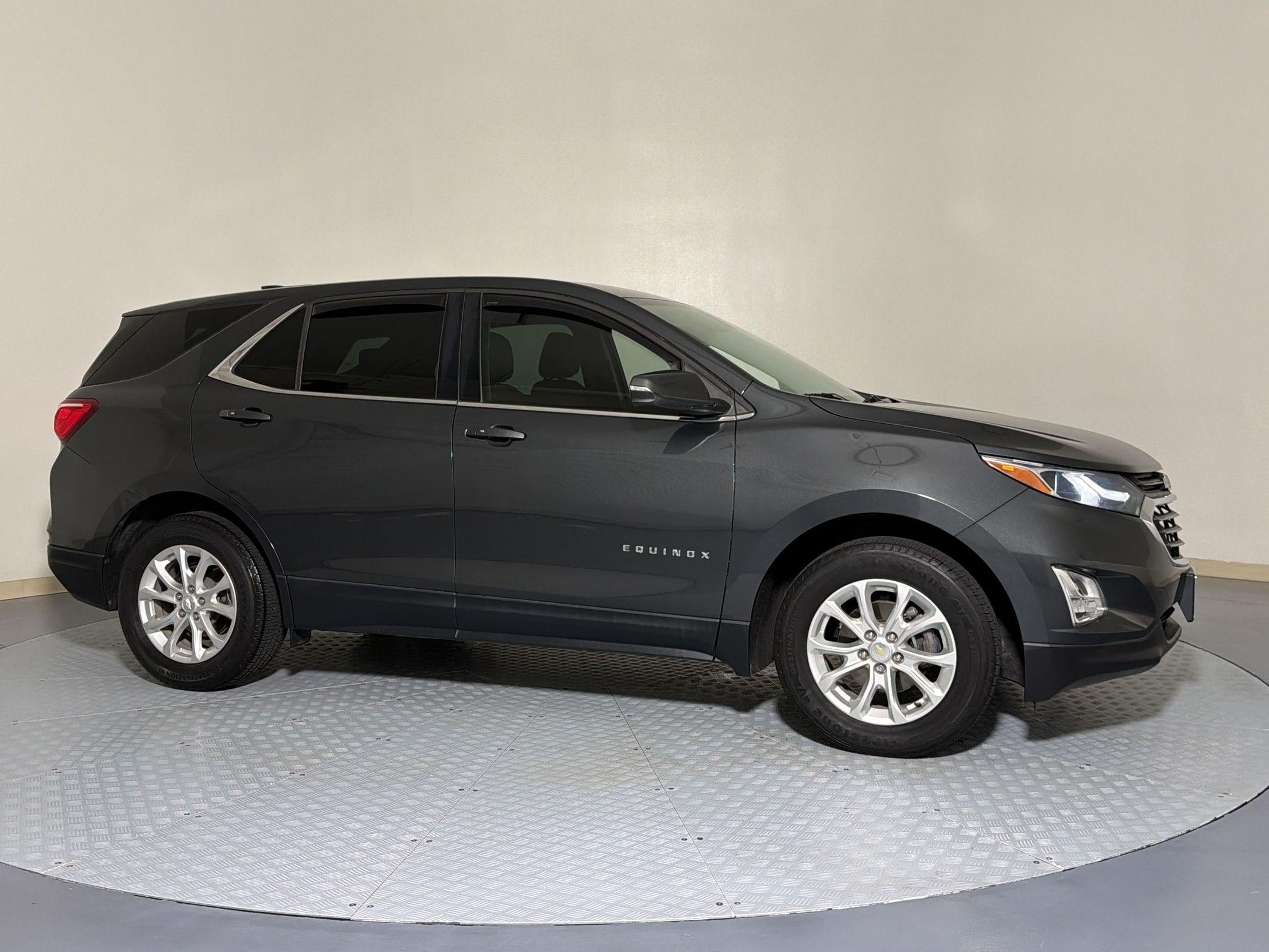 Used 2018 Chevrolet Equinox LT FWD image 20