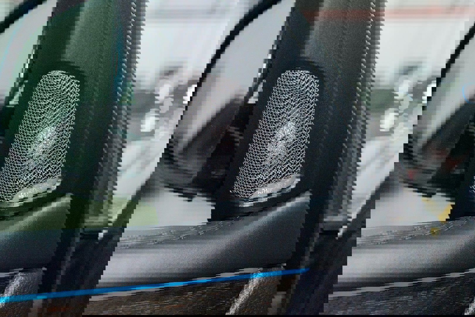 Used 2018 BMW X5 xDrive50i w/ M Sport Package image 17