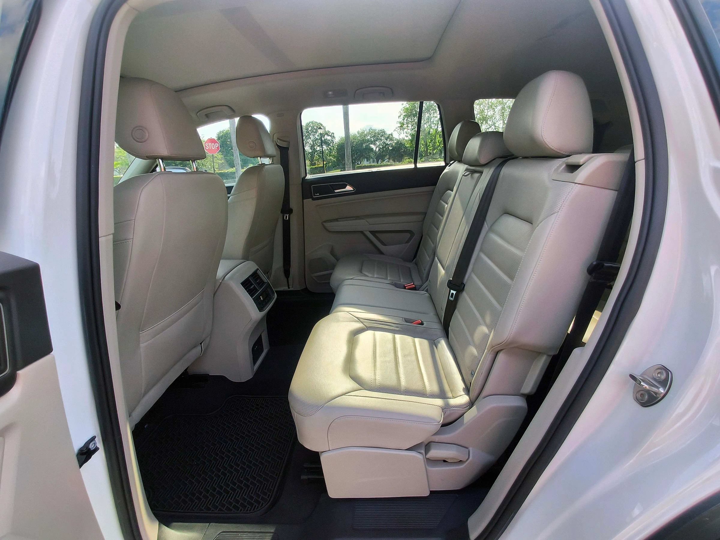 Used 2019 Volkswagen Atlas SEL Premium AWD/4WD image 35