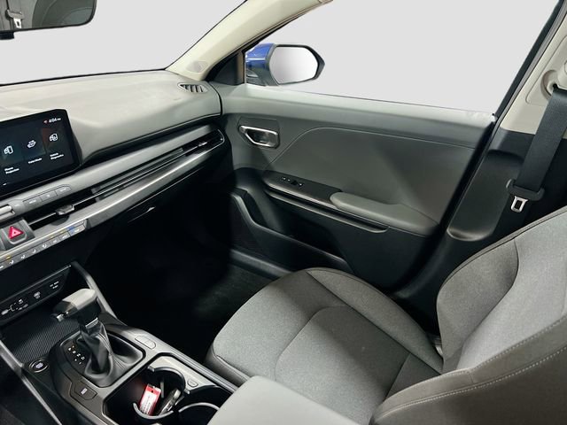 Certified 2025 Kia K4 LXS image 21