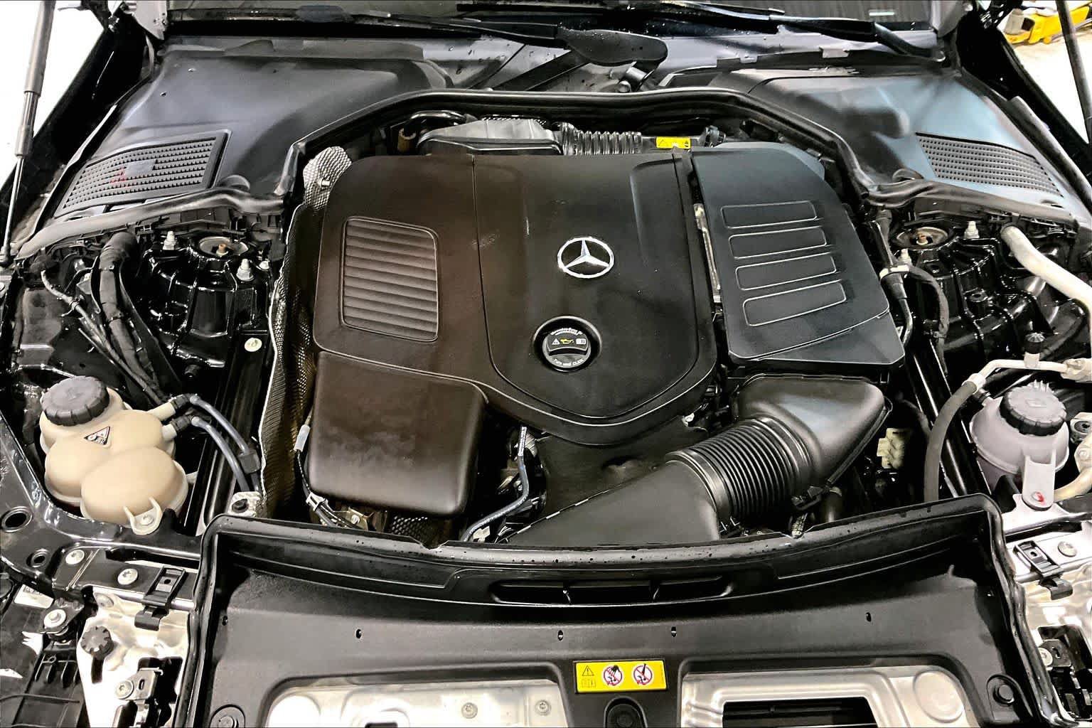 Used 2022 Mercedes-Benz C 300 4MATIC Sedan image 32