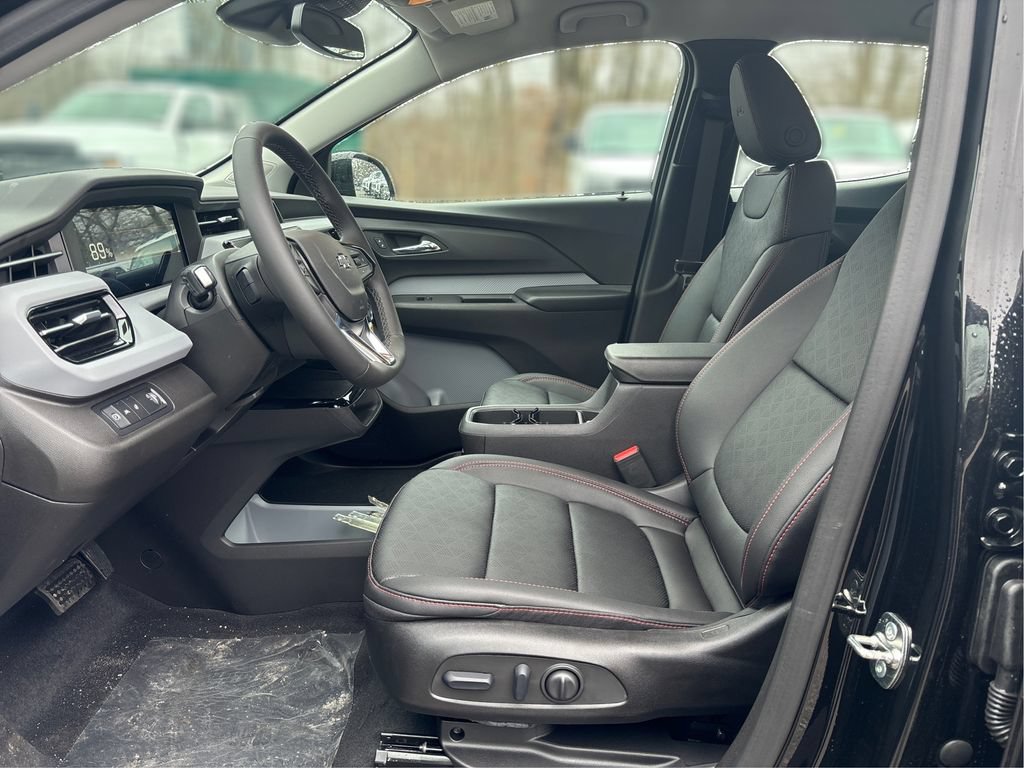 New 2027 Chevrolet Bolt RS FWD image 9