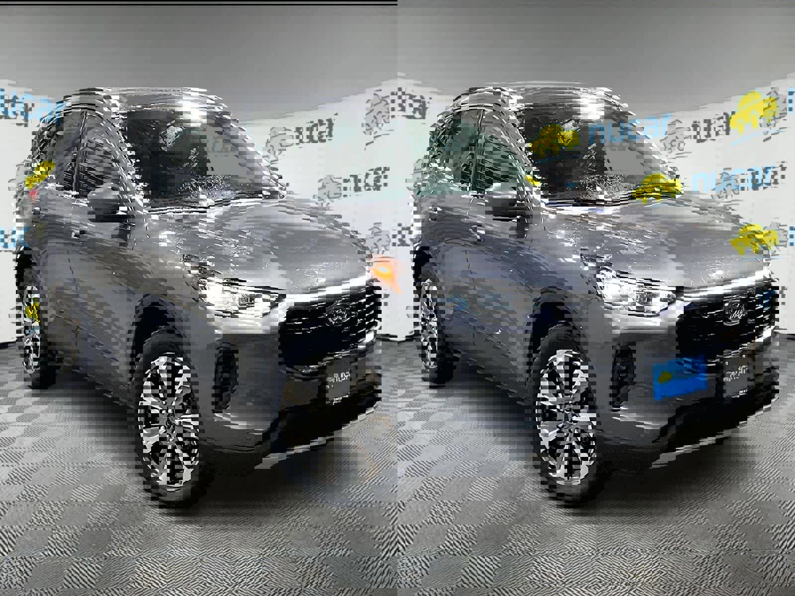 Used 2024 Ford Escape Platinum image 1