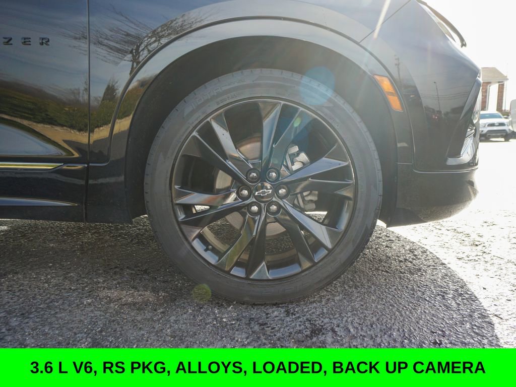 Used 2019 Chevrolet Blazer RS w/ Sun and Wheels Package image 12