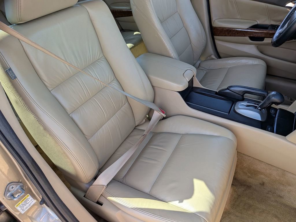 Used 2010 Honda Accord EX-L image 26