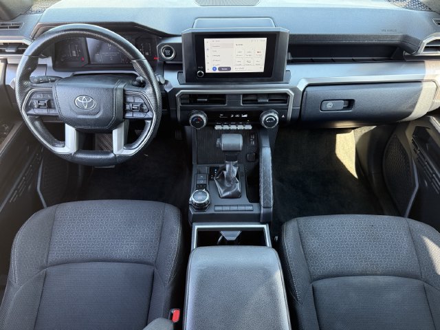 Used 2025 Toyota 4Runner SR5 AWD/4WD image 10