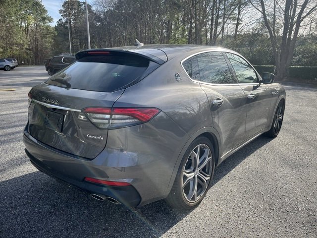 Used 2021 Maserati Levante image 9