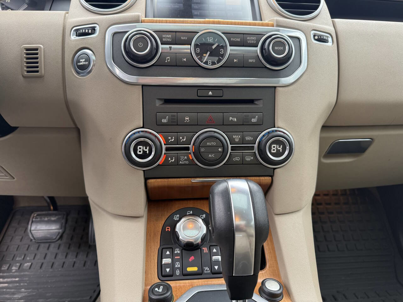 Used 2010 Land Rover LR4 HSE image 12