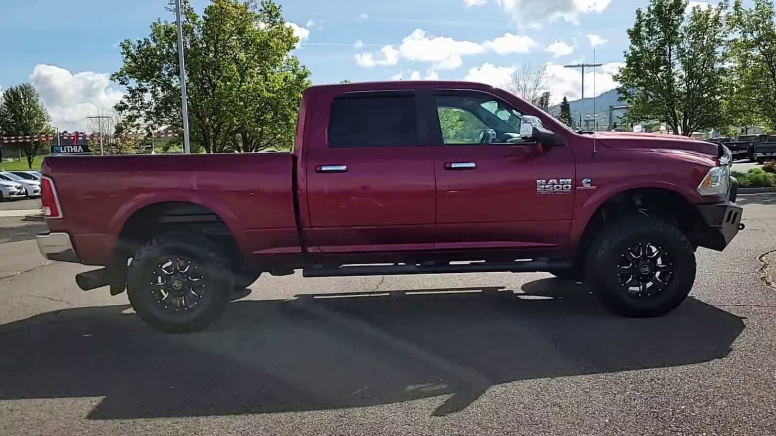 Used 2014 RAM 2500 Laramie w/ Convenience Group AWD/4WD image 9