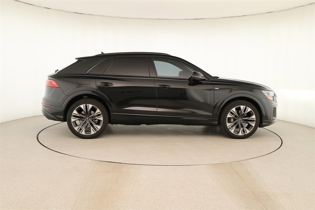 Used 2025 Audi Q8 Prestige w/ Prestige Package image 8