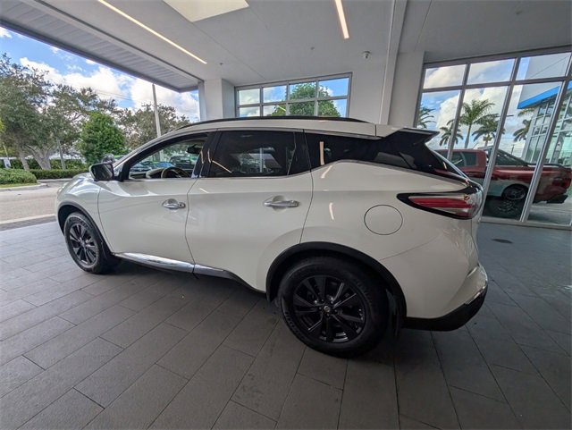 Used 2017 Nissan Murano SV w/ Premium Plus Package image 9