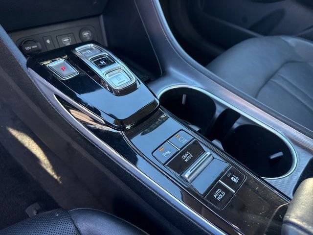Used 2021 Hyundai Sonata Limited w/ Preferred Accessory Package image 7