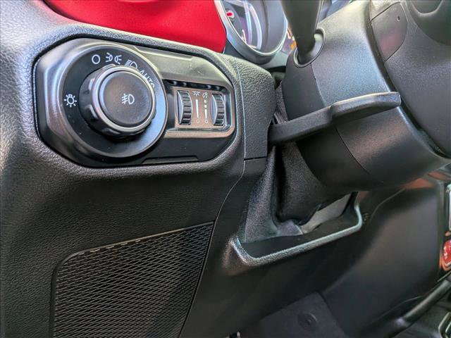 Used 2019 Jeep Wrangler Unlimited Rubicon w/ Dual Top Group image 16