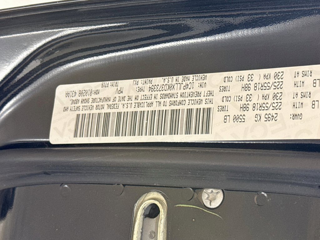Used 2019 Jeep Cherokee Latitude Plus FWD image 41
