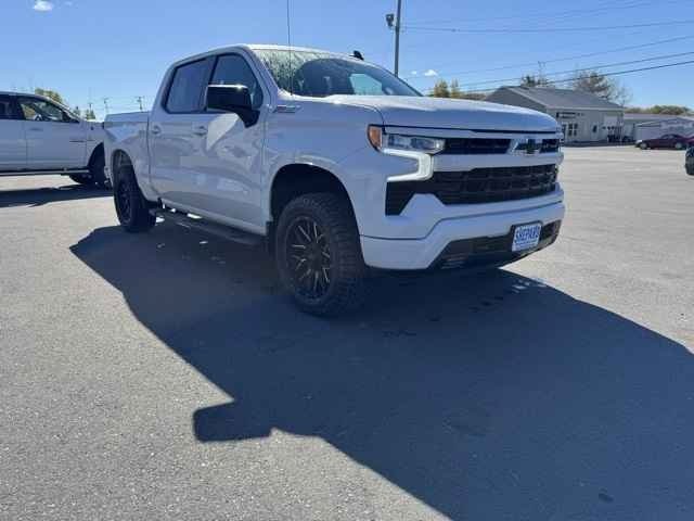 Used 2022 Chevrolet Silverado 1500 RST w/ Z71 Off-Road Package image 3