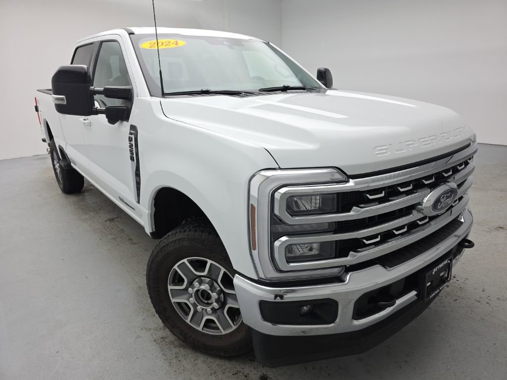 Used 2024 Ford F250 Lariat image 3